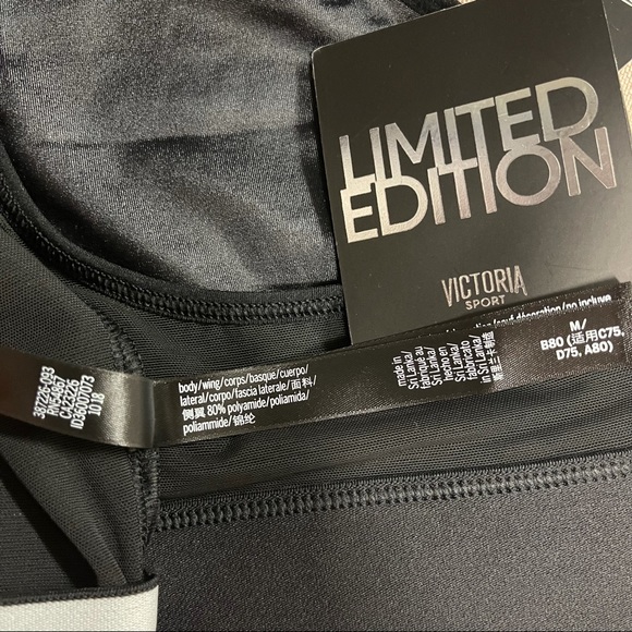 ⛔️SOLD⛔️LimitedEdition Victoria Secret HighNeck Sports Bra - Picture 8 of 9